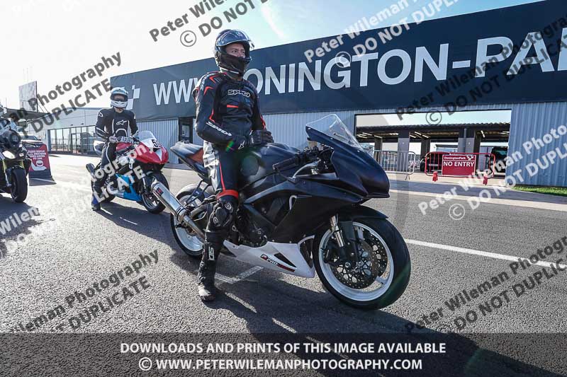 donington no limits trackday;donington park photographs;donington trackday photographs;no limits trackdays;peter wileman photography;trackday digital images;trackday photos